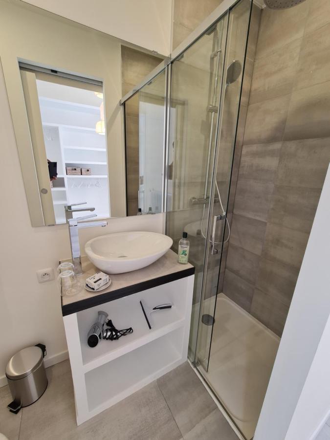Le Saint Christophe - Mairie D'aubervilliers Ligne 12 Guest house Aubervilliers