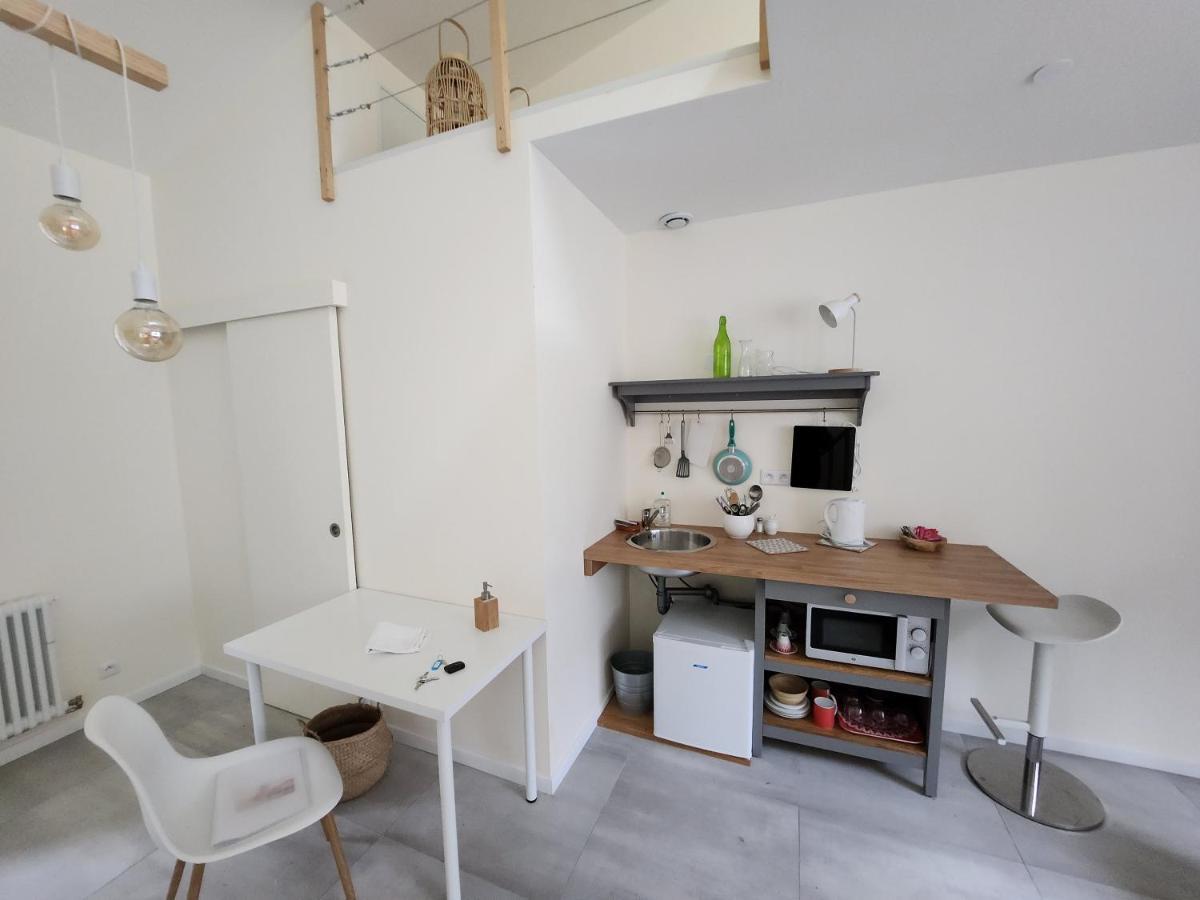 Le Saint Christophe - Mairie D'aubervilliers Ligne 12 Guest house
